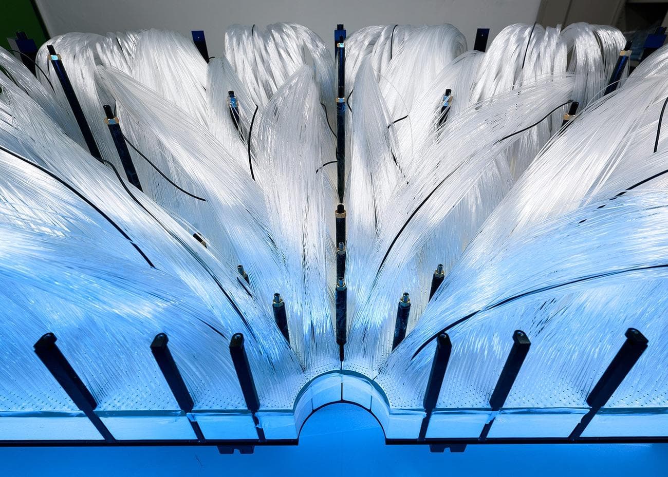 , The Large Hadron Collider experiment to make quark-gluon plasma, TechWar.gr