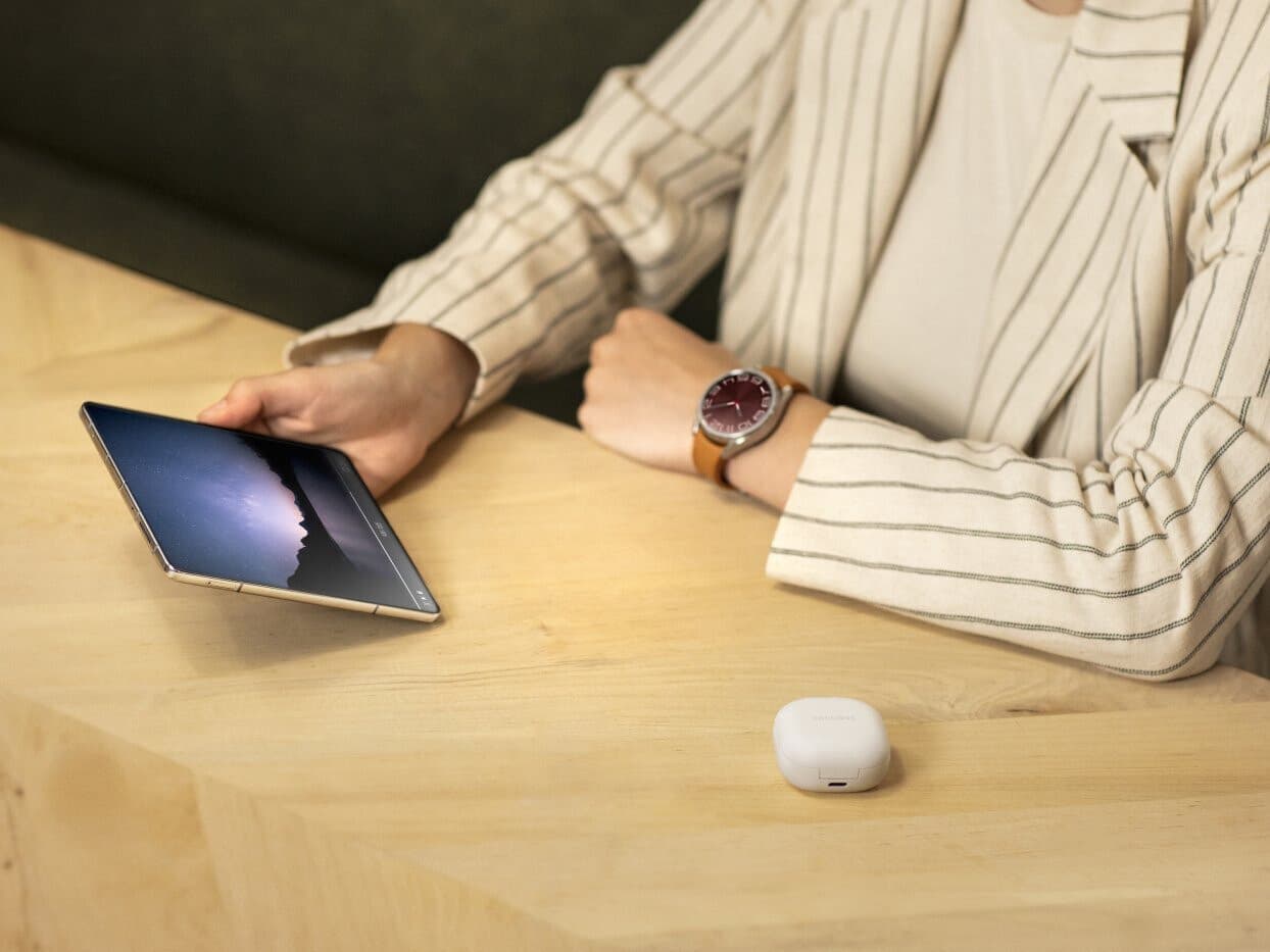 Θα μπορούσαμε να είμαστε εμείς, η Samsung, αλλά δεν είμαι γυναίκα και το Z Fold 5 δεν είναι ανθεκτικό στη σκόνη.  - Δεν θα πάρω Galaxy Z Fold 5 και για αυτό φταίει η Samsung