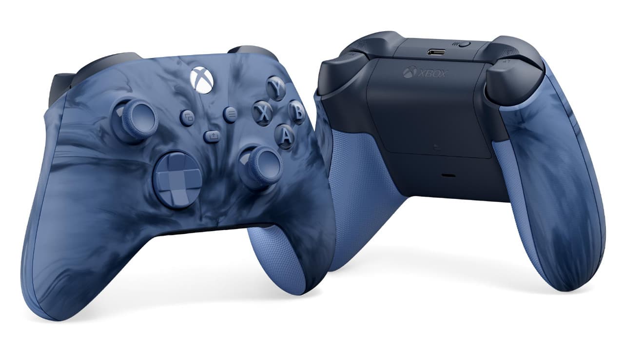 A picture of the XBox Stormcloud Vapor Special Edition Controller