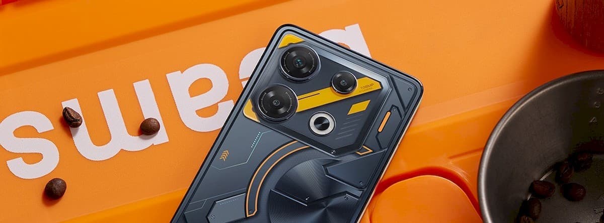 Πίσω κάμερα 108+2+2MP με τετραπλό φλας LED