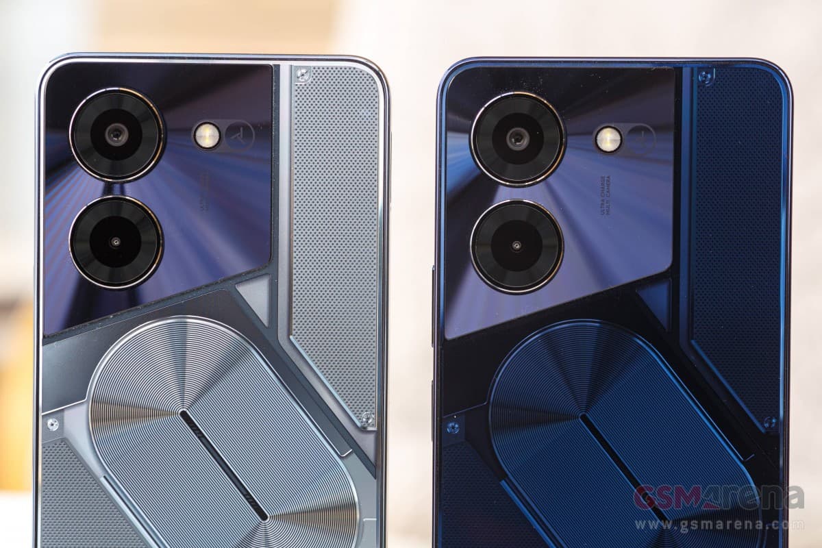 Αποσυσκευασία του Tecno Pova 5 Pro