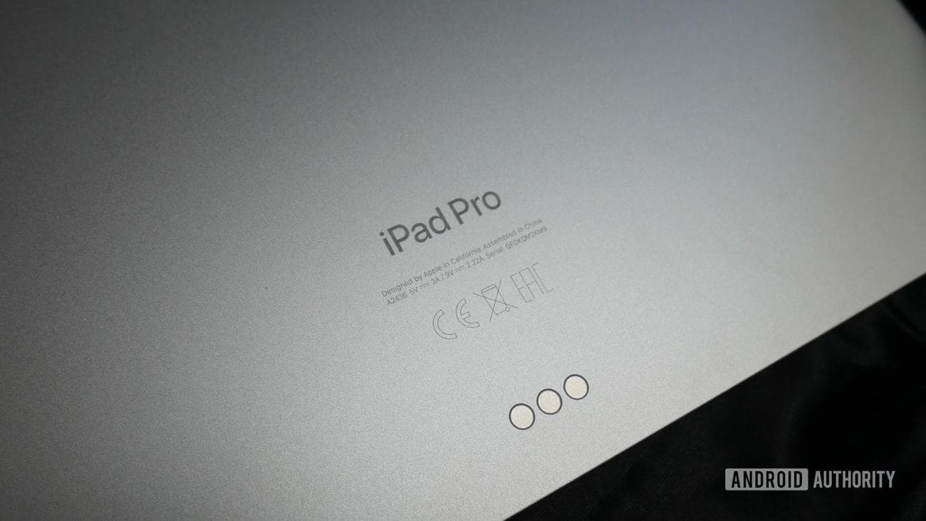 Υποδοχή λογότυπου Apple iPad Pro M2 2022