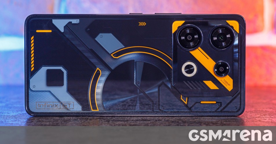 Infinix GT 10 Pro για έλεγχο
