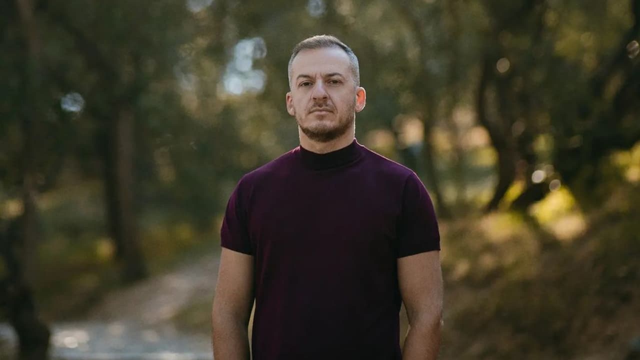 , Συνέντευξη με τον συγγραφέα του «Δεκαεπτά Κλωστές», Πάνο Δημάκη, TechWar.gr