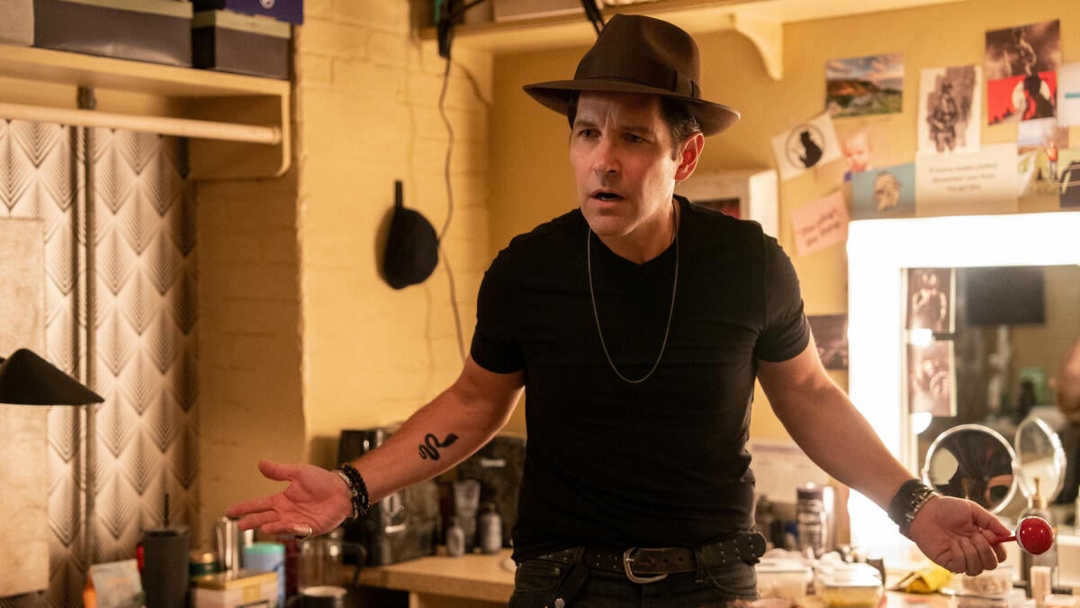 'Only Murders in the Building': Διαβάστε αυτό το ανόητο άρθρο για τον Ben
