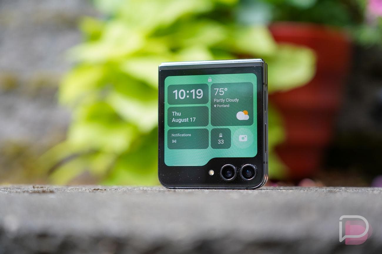 , I Wanted to Like the Big Cover Screen, TechWar.gr