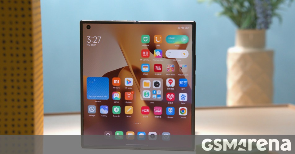 Xiaomi Mix Fold 3 in για αξιολόγηση
