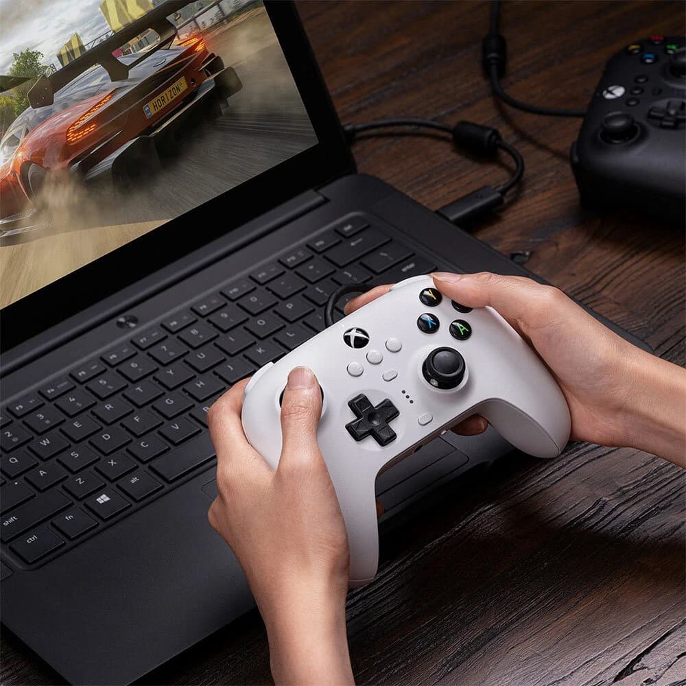 , 8Bitdo Ultimate : Ενσύρματο Xbox/Windows Controller με 3 μέτρα καλώδιο, σύστημα ανάδρασης και υποδοχή 3.5mm στα 31.9€!, TechWar.gr