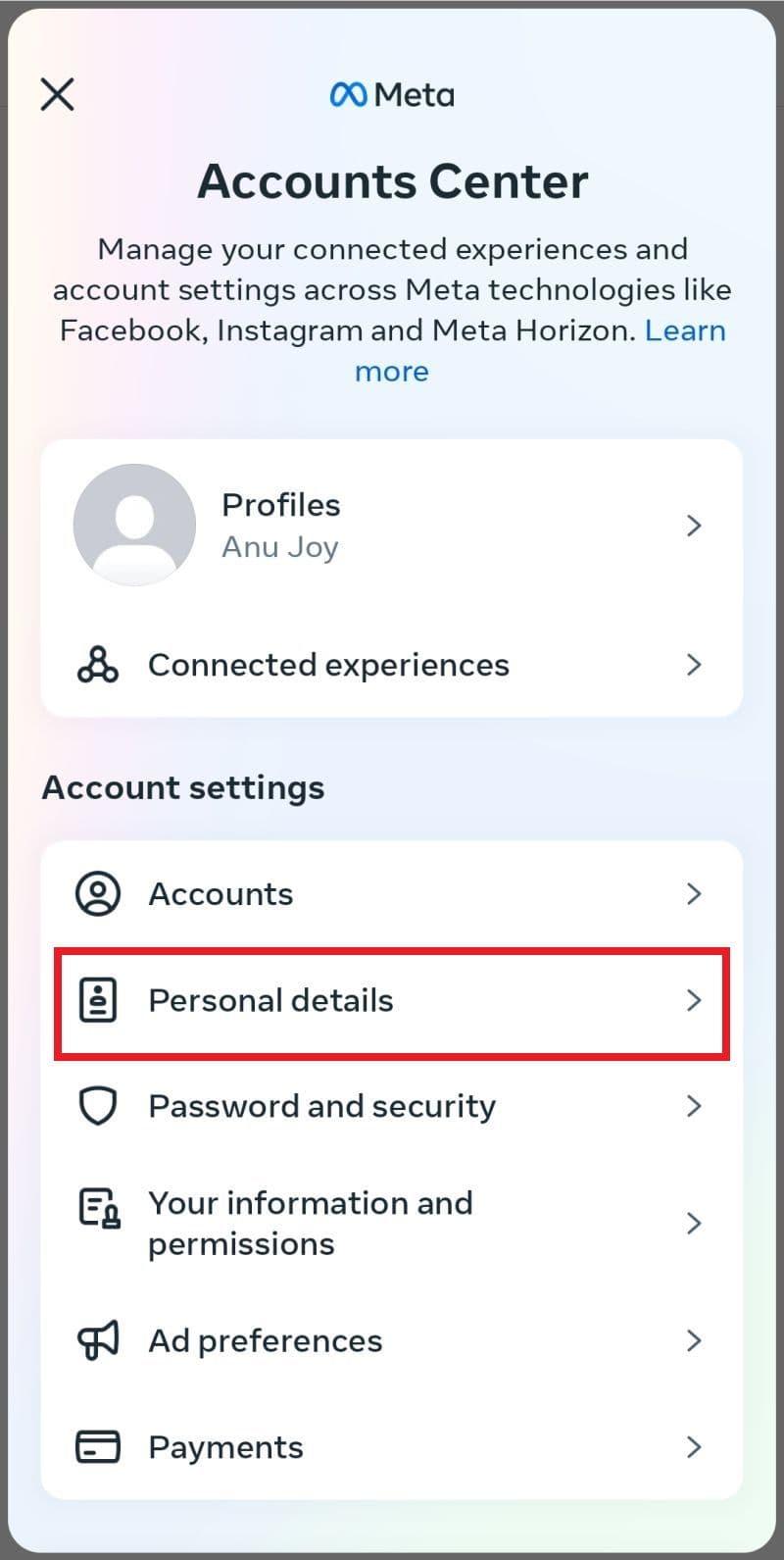 Το μενού Κέντρο λογαριασμών Facebook με επιλεγμένη την επιλογή Προσωπικά στοιχεία
