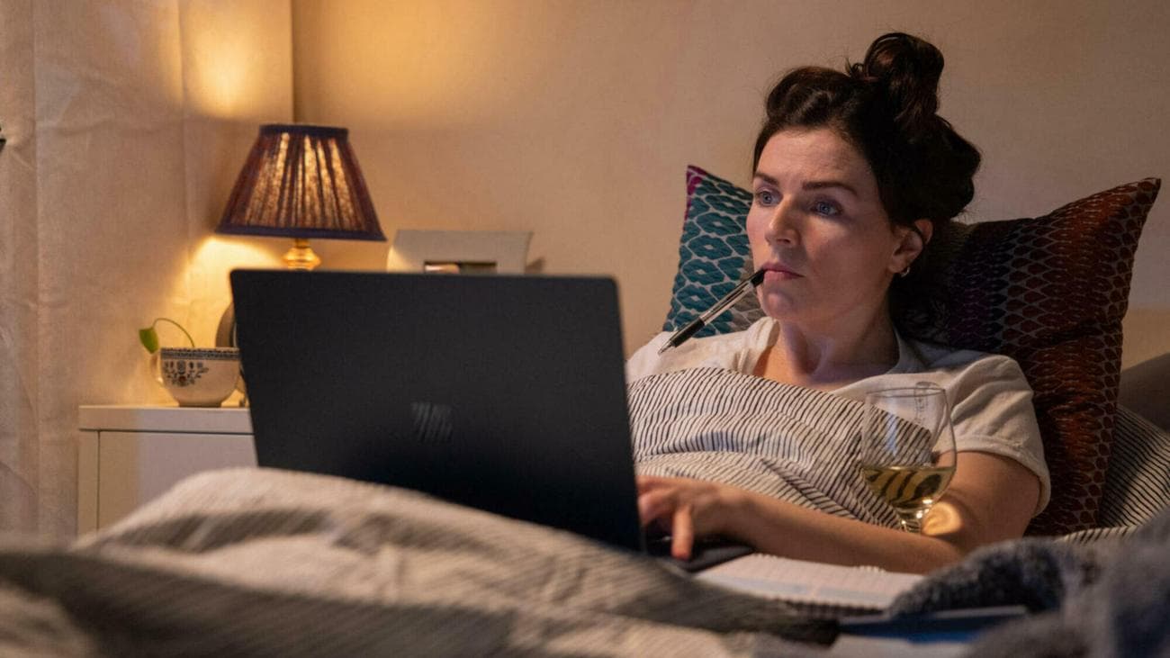 , The 15 best British TV shows on Hulu, TechWar.gr