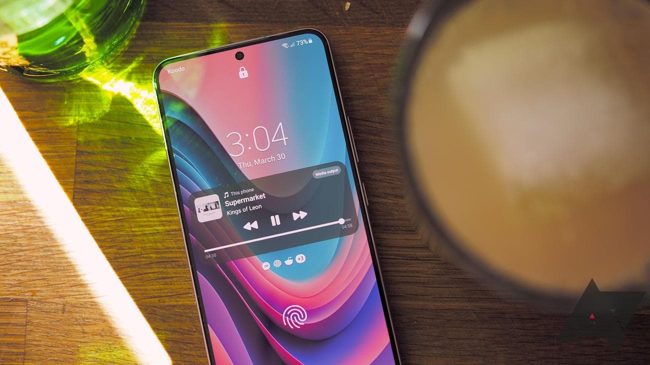 , Battle of the ‘small’ flagships, TechWar.gr