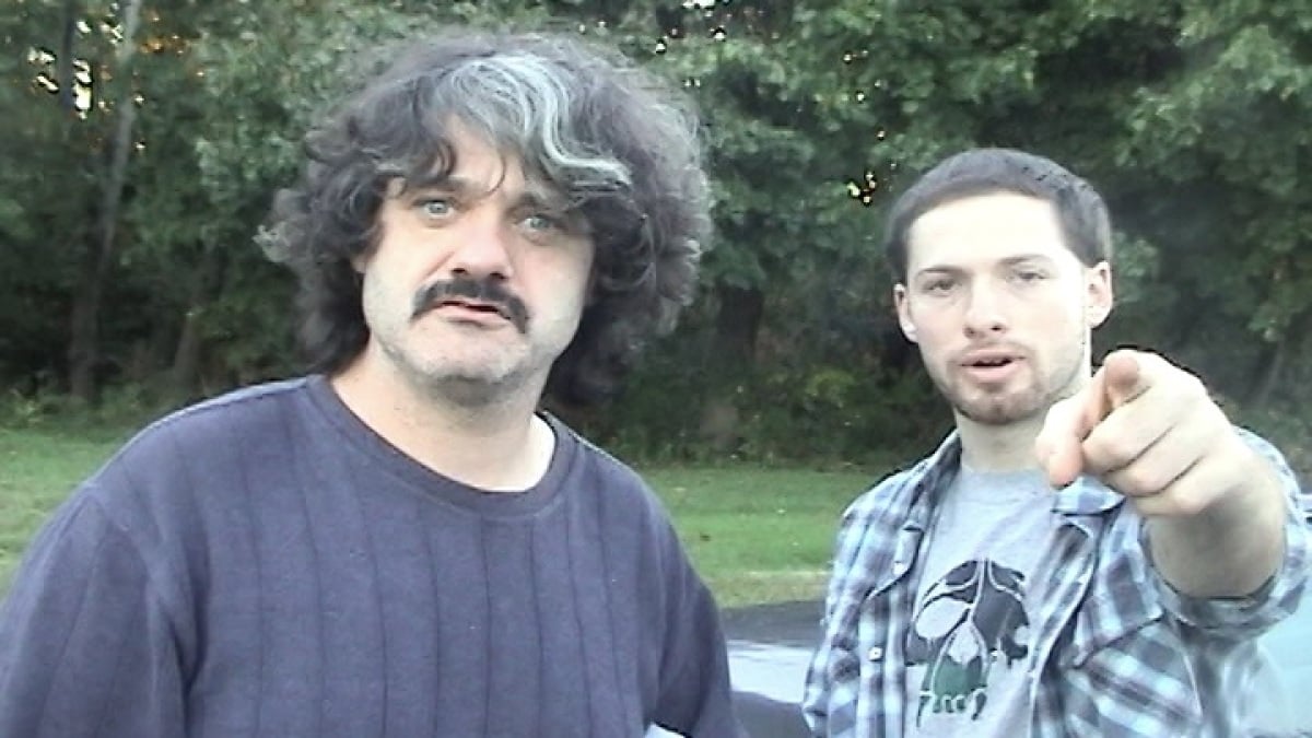 Ανασκόπηση "Telemarketers": Ένας αληθινός έγγραφος εγκλήματος που πρέπει να δείτε για να πιστέψετε
