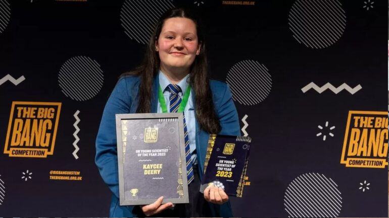 Βρετανία: 15χρονη ανακηρύχθηκε «Νεαρή Επιστήμονας της Χρονιάς»