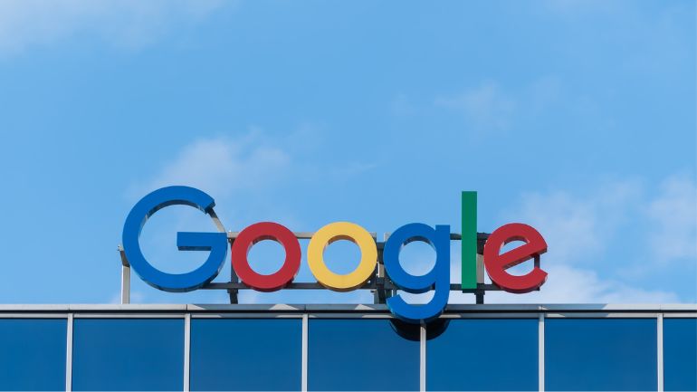Η Google ετοιμάζει εργαλείο τεχνητής νοημοσύνης που γράφει ειδήσεις