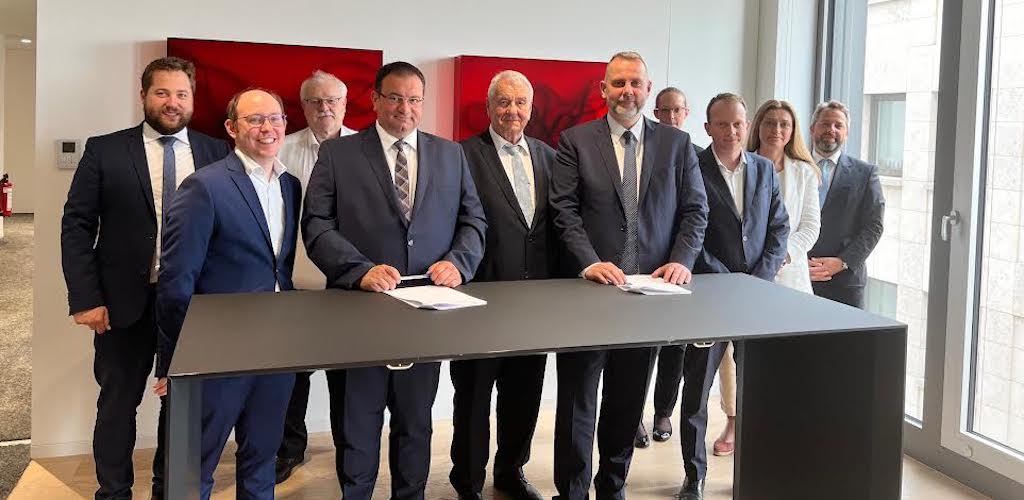 Η Sunlight Group αποκτά το 100% της A. Müller GmbH