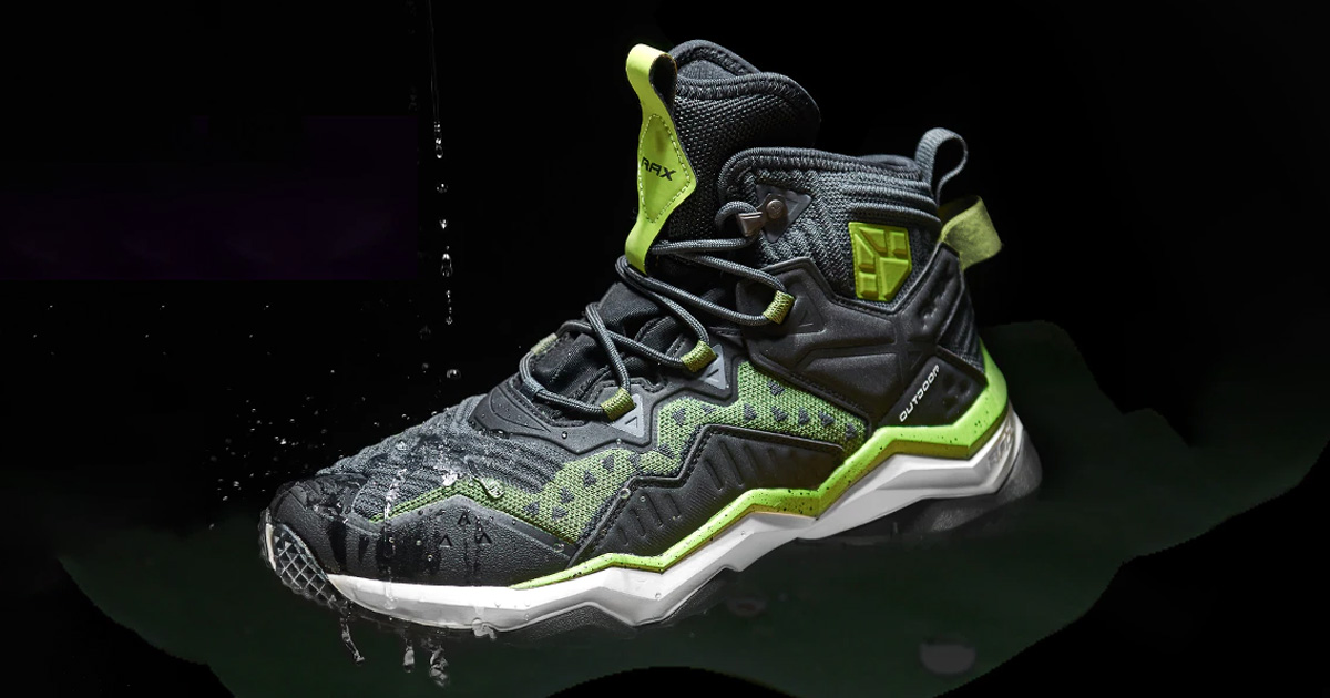 Η μάρκα RAX φέρνει άλλα αδιάβροχα παπούτσια σχεδιασμένα για πεζοπορία
