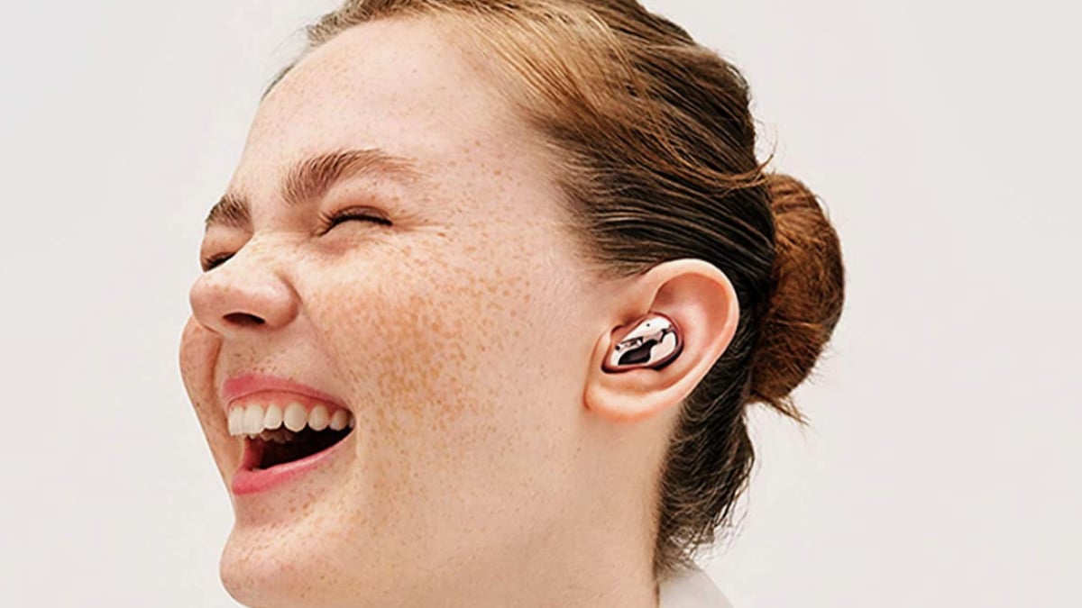 Καλύτερη συμφωνία Samsung: Τα ακουστικά Samsung Galaxy Buds Live σε έκπτωση 50%.
