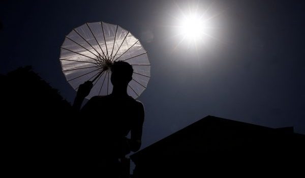 Καύσωνας: Η «λάβα» των πόλεων - Πώς το τσιμέντο και η έλλειψη πρασίνου μετατρέπει τα αστικά κέντρα σε θερμικές νησίδες