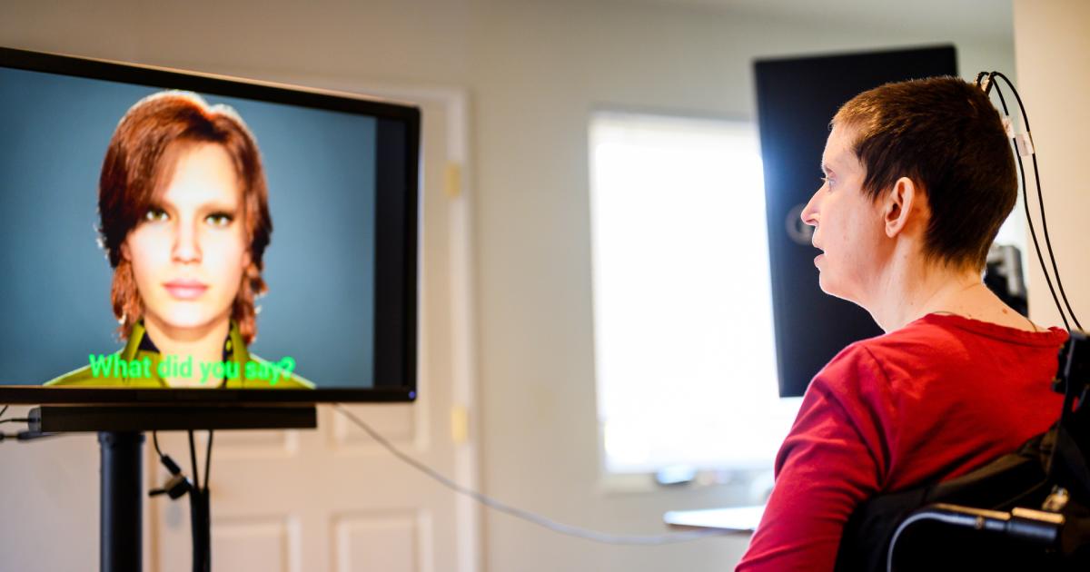 Μελέτη BCI του Πανεπιστημίου της Καλιφόρνια δίνει τη δυνατότητα σε παράλυτη γυναίκα να «μιλήσει» μέσω ενός ψηφιακού avatar
