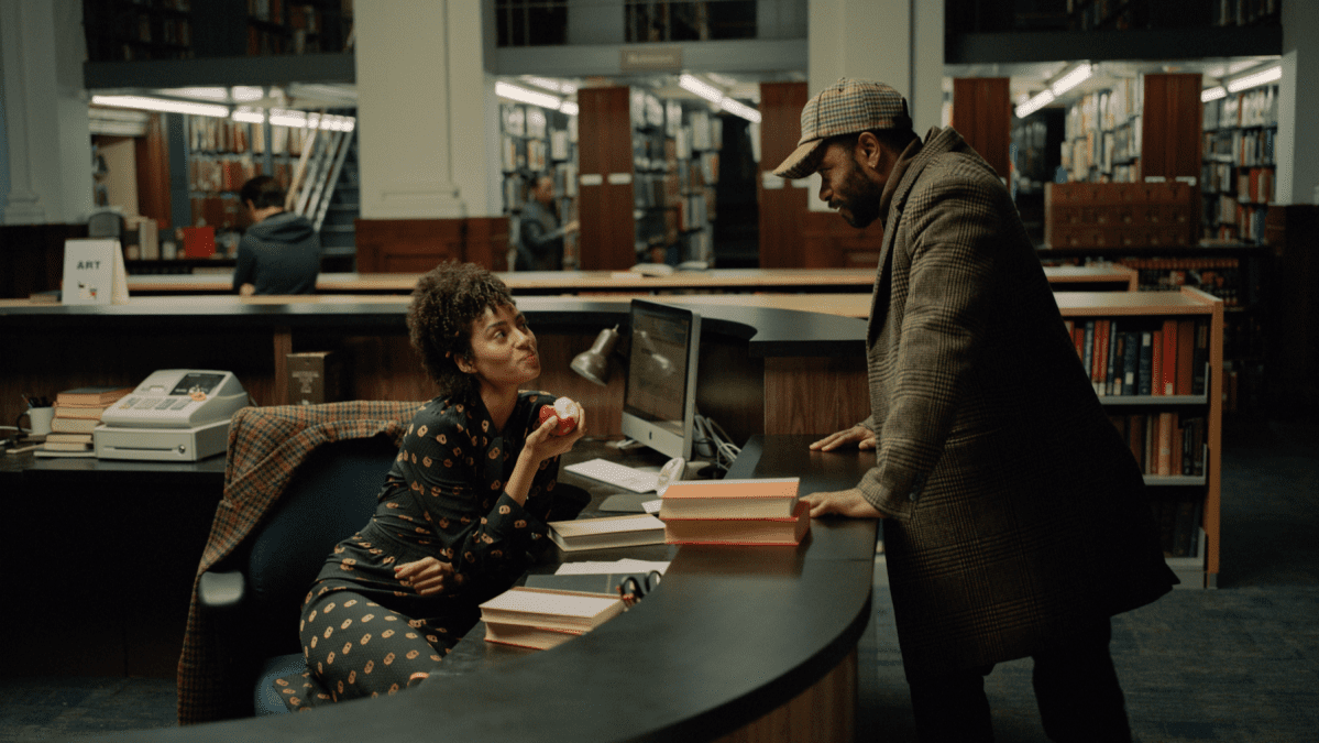 Ο LaKeith Stanfield πρωταγωνιστεί στο "The Changeling's twisted trailer".
