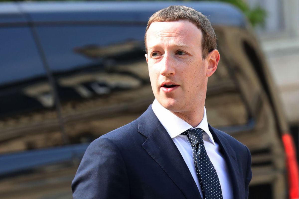 Ο Μαρκ Ζάκερμπεργκ λέει ότι ο Έλον Μασκ δεν έχει συμφωνήσει για τον αγώνα σε κλουβί στις 26 Αυγούστου
