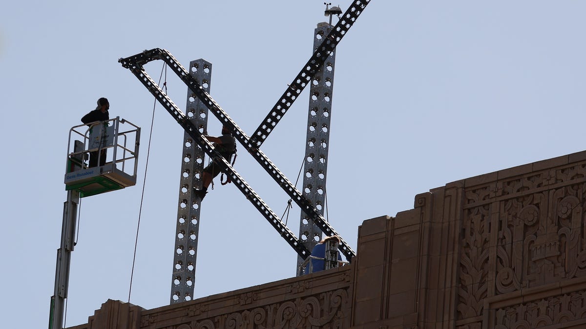 Ο Μασκ σχεδιάζει να σκοτώσει τους τίτλους των συνδέσμων στο Twitter
