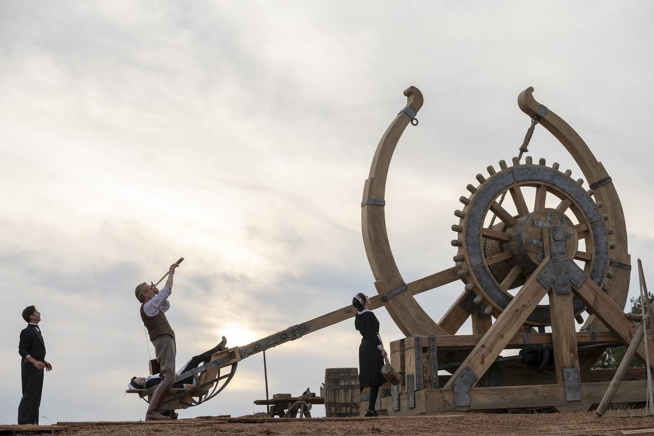 Οι 10 καλύτερες μίνι σειρές και εκπομπές με μόνο μία σεζόν να χορτάσουμε στο Max
