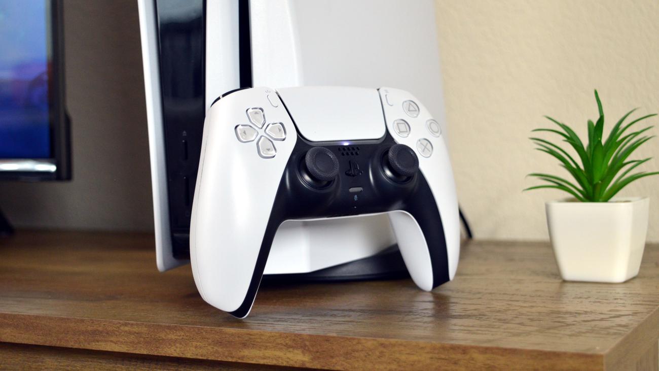 Οι κονσόλες Sony PS5 και τα χειριστήρια DualSense έχουν σπάνιες εκπτώσεις
