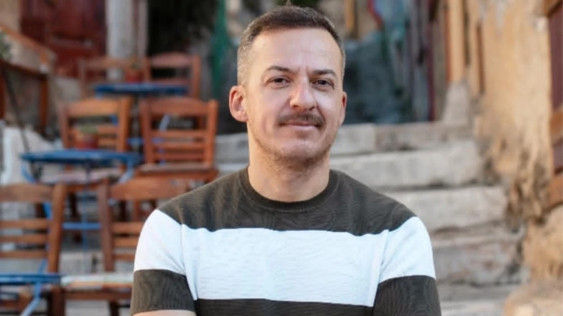 Συνέντευξη με τον συγγραφέα του «Δεκαεπτά Κλωστές», Πάνο Δημάκη