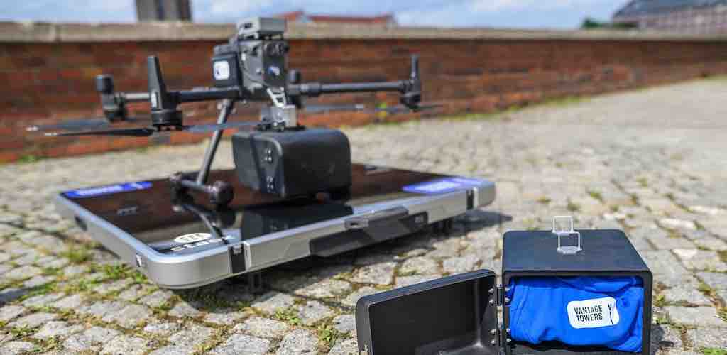 Συνεργασία Vantage Towers, Staex, και EVA για διαδρόμους παραδόσεων με drones - Πώς θα λειτουργούν