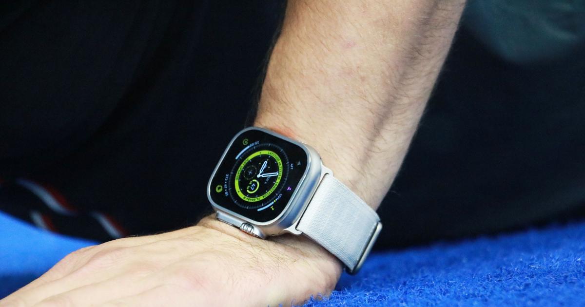 Το Apple Watch Ultra πέφτει στο νέο χαμηλό των 700 $
