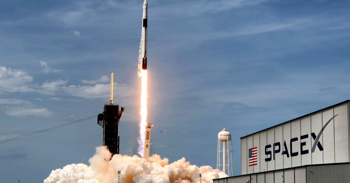 Το DOJ μηνύει τη SpaceX για διάκριση προσλήψεων
