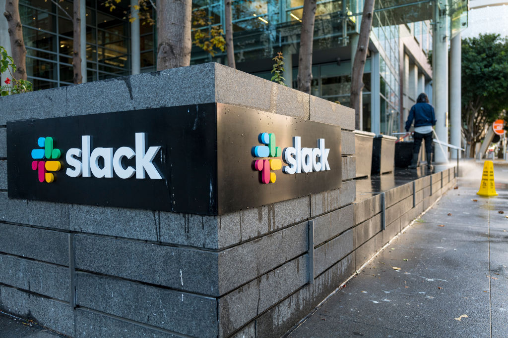 Το Slack ανανεώνει τη διεπαφή με μια πιο ενοποιημένη προσέγγιση, συμπεριλαμβανομένων των αποκλειστικών DM
