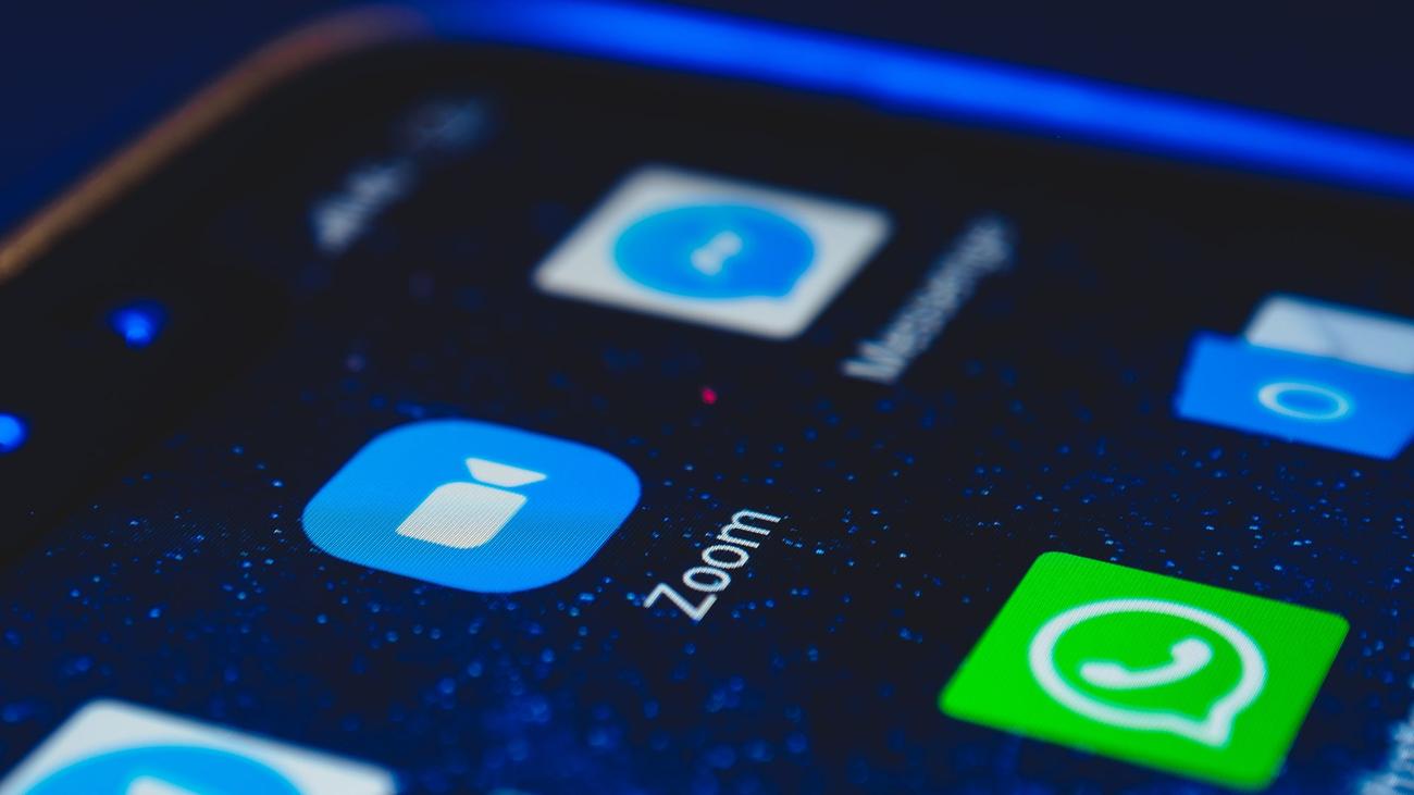 Zoom app icon of smartphone home screen