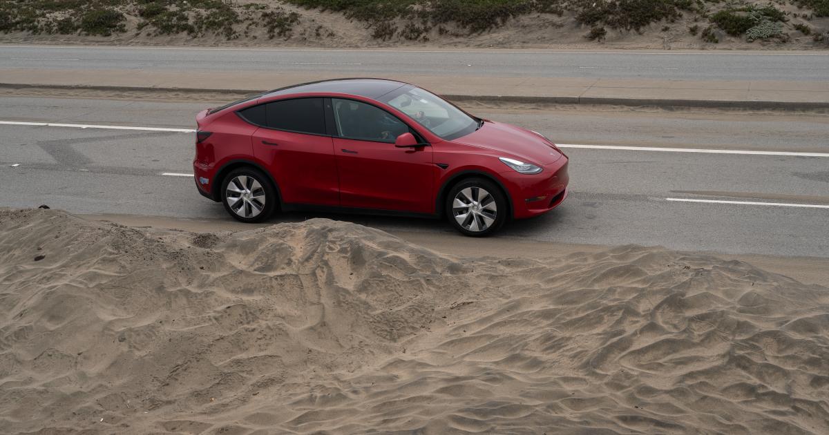 Το πρωί μετά: Το jailbreak της Tesla θα μπορούσε να ενεργοποιήσει την πλήρη αυτοοδήγηση δωρεάν
