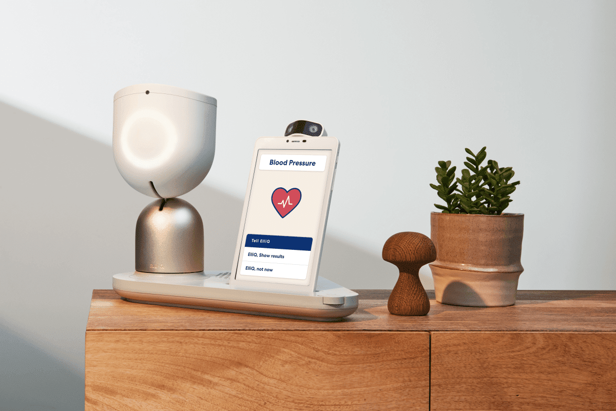 Το ρομπότ Eldercare ElliQ συγκεντρώνει άλλα 25 εκατομμύρια δολάρια σε χρηματοδότηση
