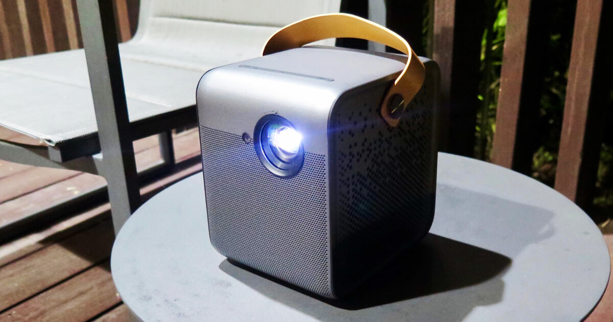 Φορητός προβολέας με εξαιρετικό εξοπλισμό [KUPÓNY]
