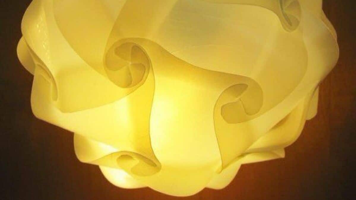 11 δημιουργικοί τρόποι για να χρησιμοποιήσετε ένα μπουκάλι νερό αντί να το ανακυκλώσετε
