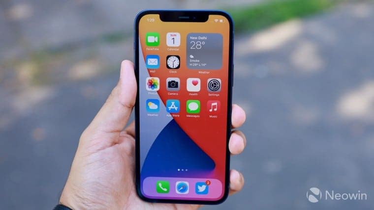 iPhone 12 homescreen