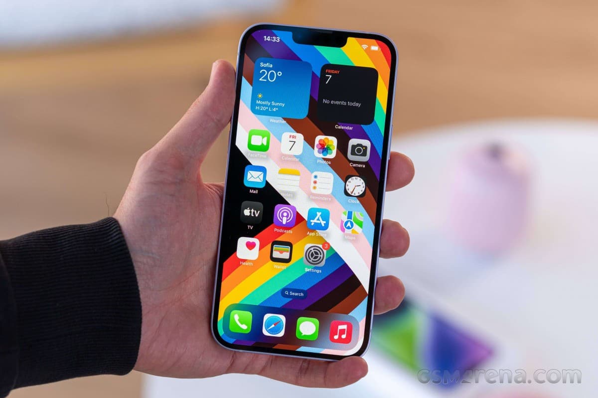 Πάνω από το 70% των συσκευών Apple iPhone 14 χρησιμοποιούν Samsung OLED
