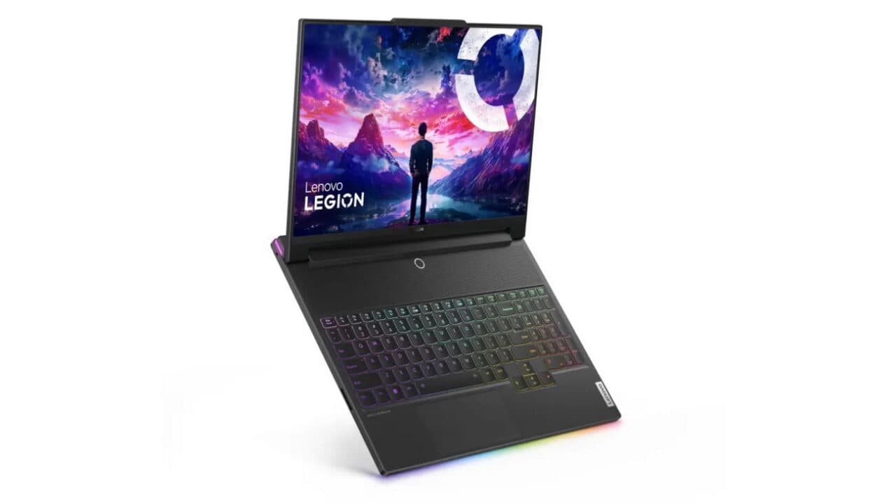 , Κορυφαίο gaming laptop με υδρόψυξη και κατασκευή από σφυρήλατο ανθρακόνημα, TechWar.gr