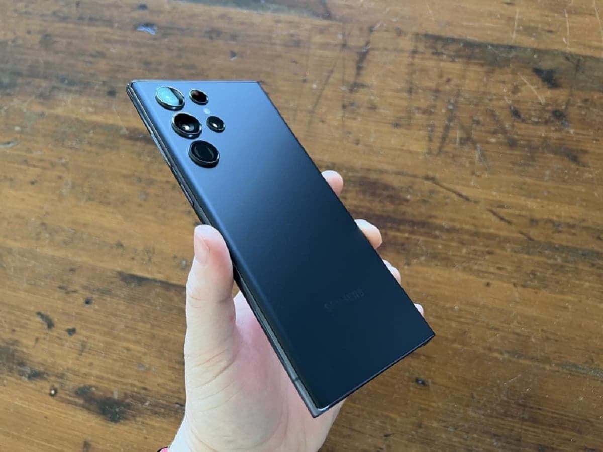 Samsung Galaxy S22: διαθέσιμη η beta του One UI 6