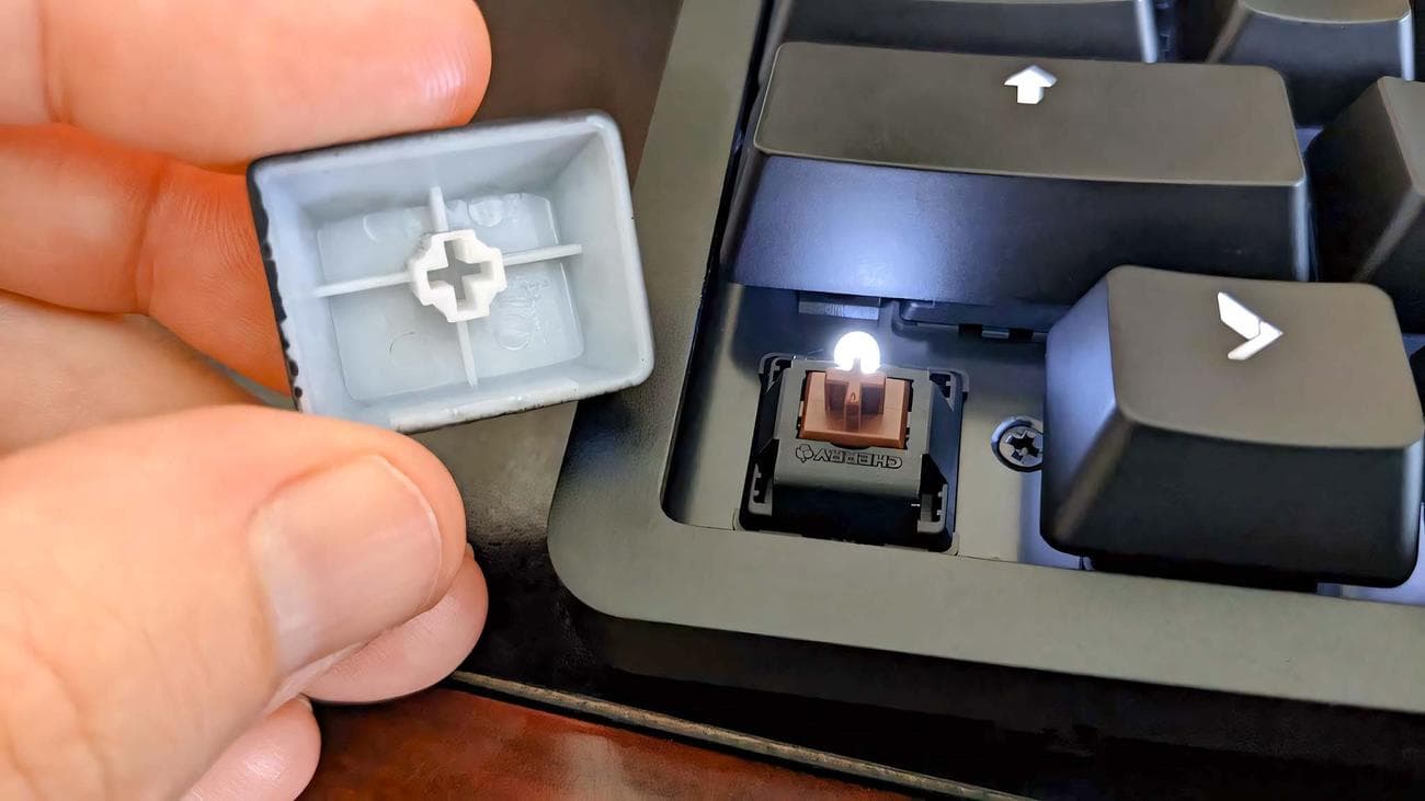 Das Keyboard 6 Professional Cherry MX καφέ διακόπτες.