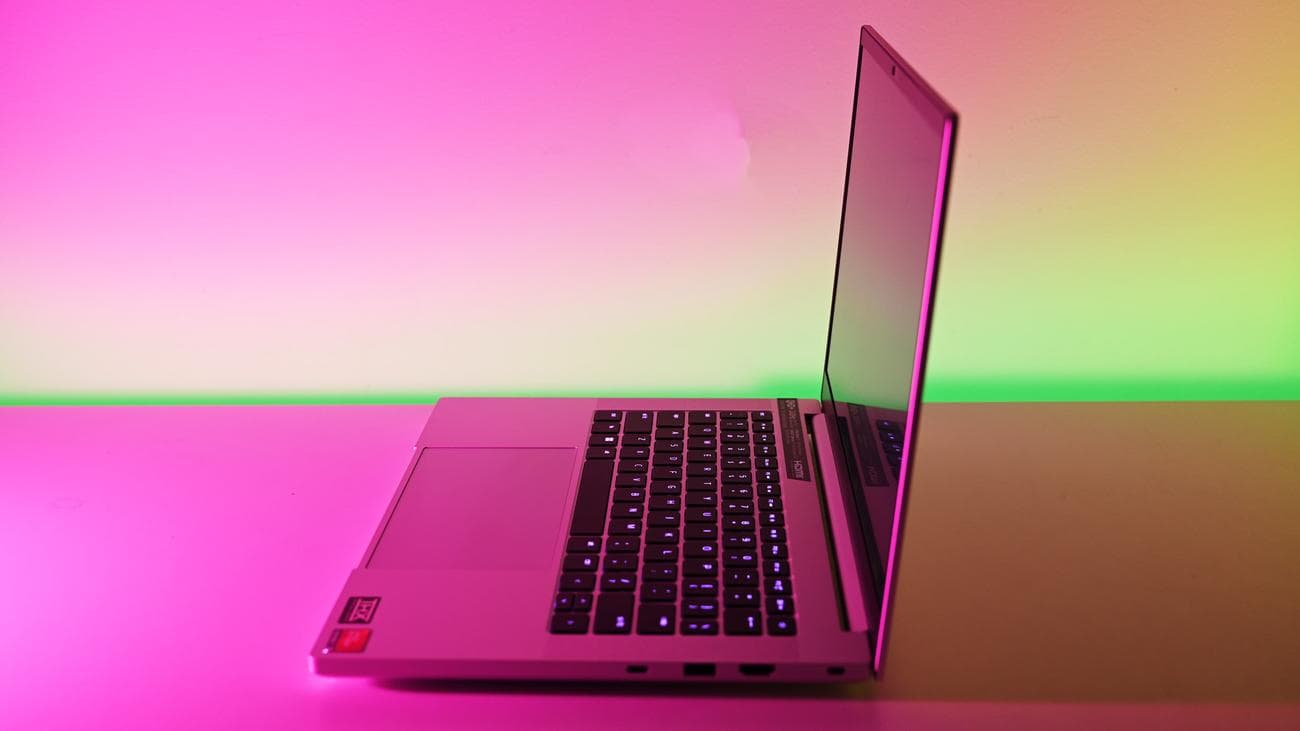 , Razer Blade 14 (2023) Mercury Edition gaming laptop review, TechWar.gr