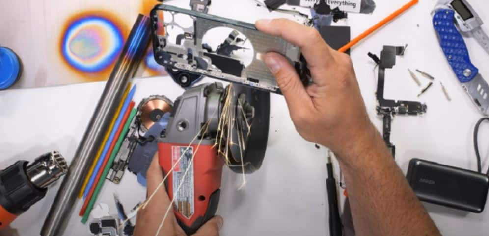 iPhone 15 Pro, iPhone 15 Pro: Πόσο τιτάνιο έχει πραγματικά; [βίντεο]