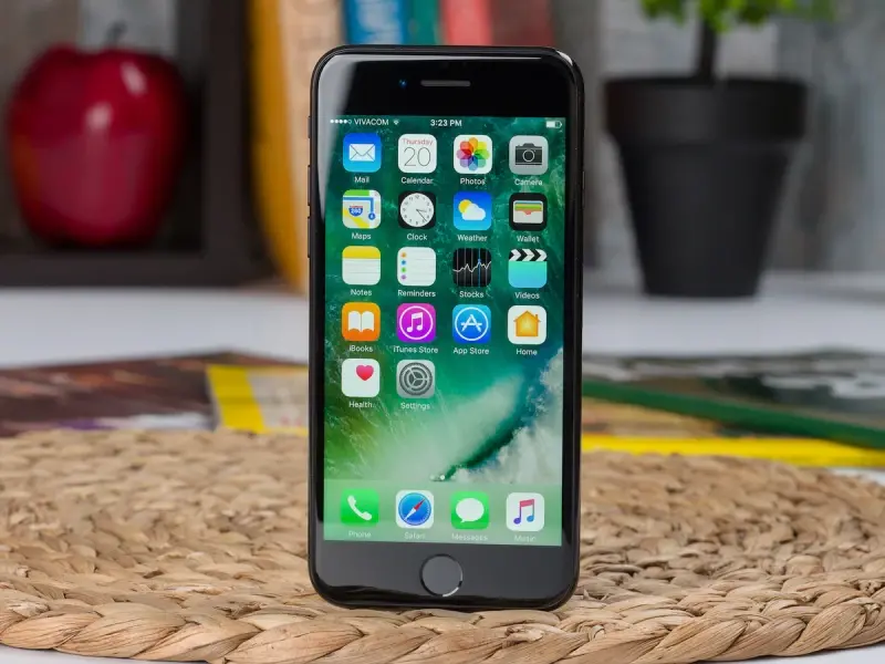 , Apple iPhone history: the evolution of the smartphone that started it all, TechWar.gr