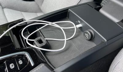 , Πραγματικά με την εμπειρία CarPlay Apple Maps της Volvo με διπλή οθόνη, TechWar.gr