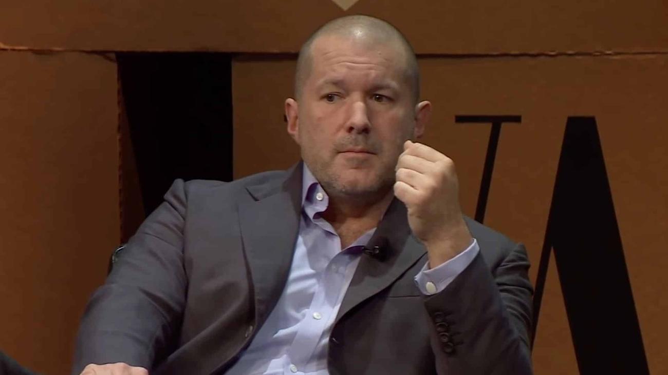 Ο Jony Ive και το OpenAI σε προηγμένες συνομιλίες για την κατασκευή «το iPhone της τεχνητής νοημοσύνης»
