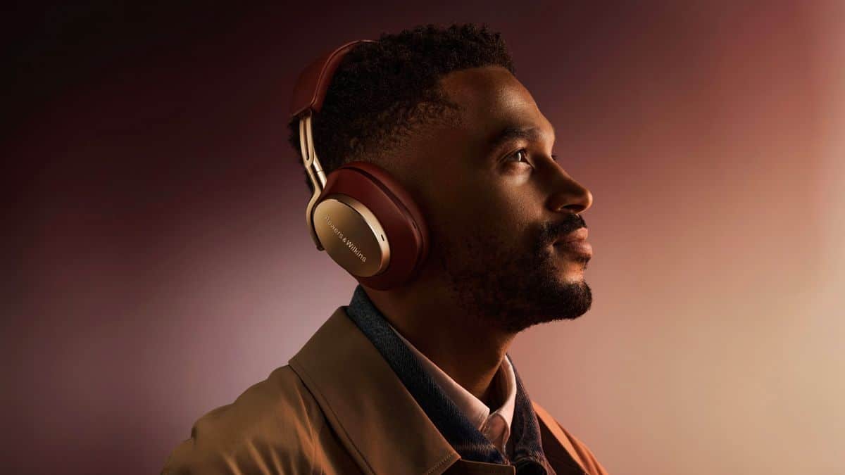 A man wears the new burgundy B&W PX