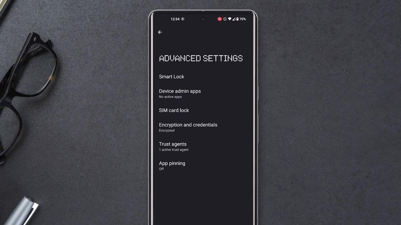 Πώς και γιατί πρέπει να ενεργοποιήσετε το κλείδωμα SIM στο Android σας
